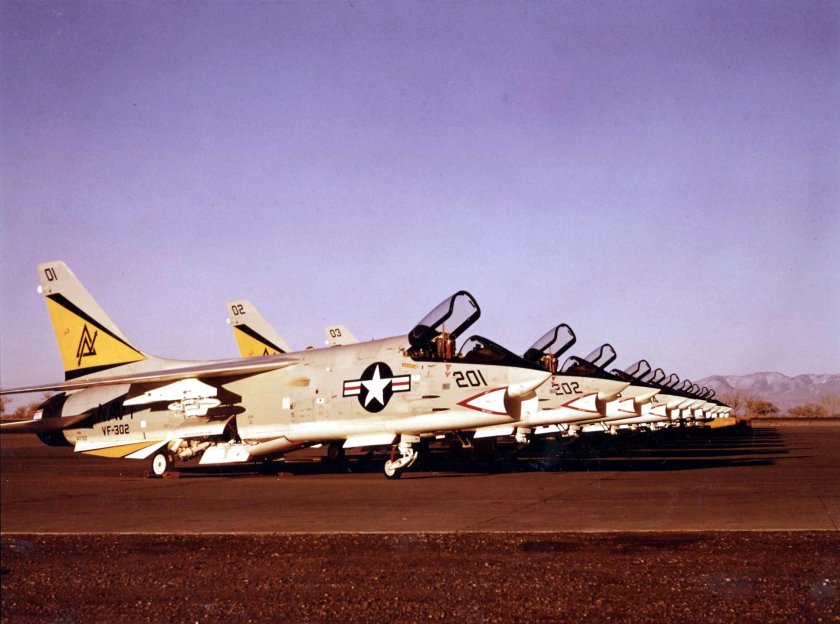 Истребитель Крусейдер