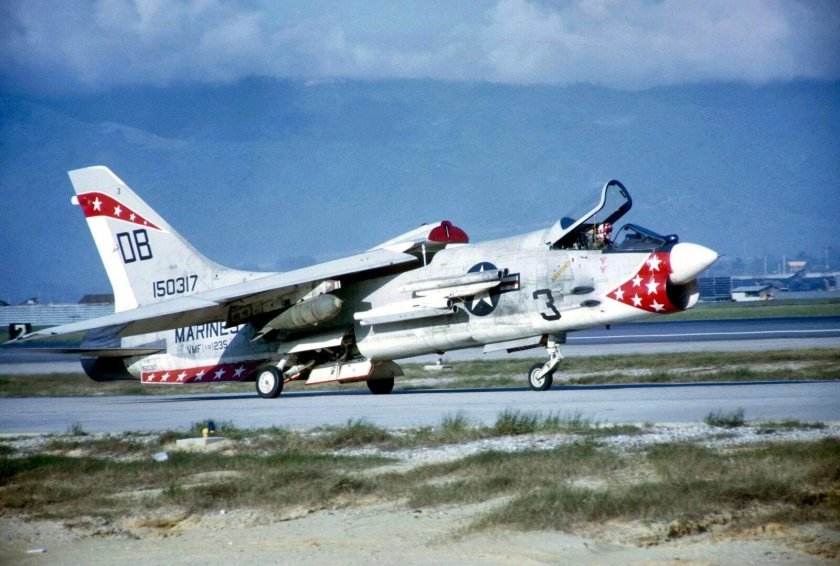 F 8 crusader