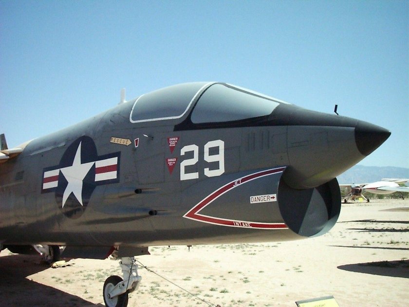 Дуглас крусайдер