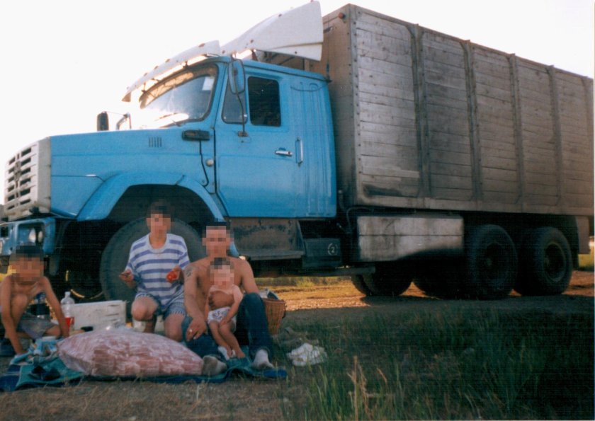 ЗИЛ 133г40 со спальником