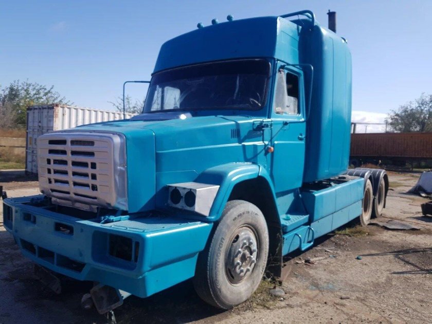 ЗИЛ 4331 тягач