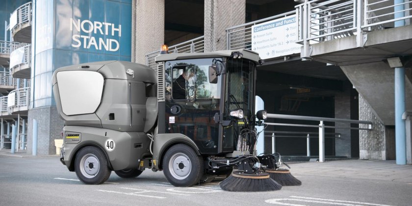 Коммунальная машина Karcher MC 130