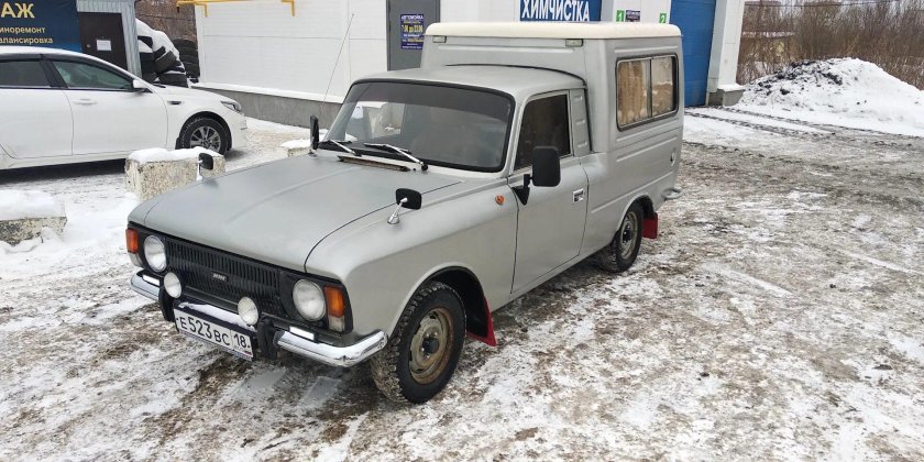 ИЖ 27156 салон