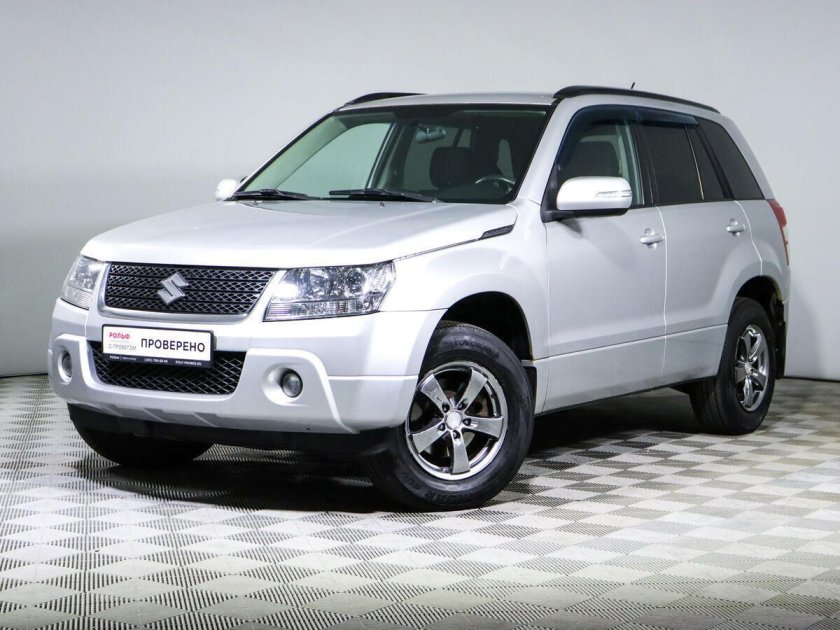 Сузуки гранд витара 2011 белая