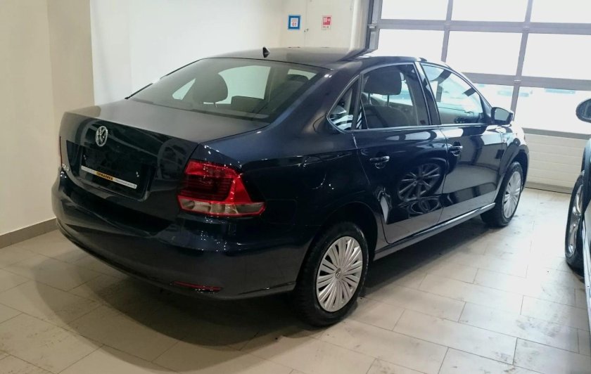 Volkswagen Polo 2021 черный