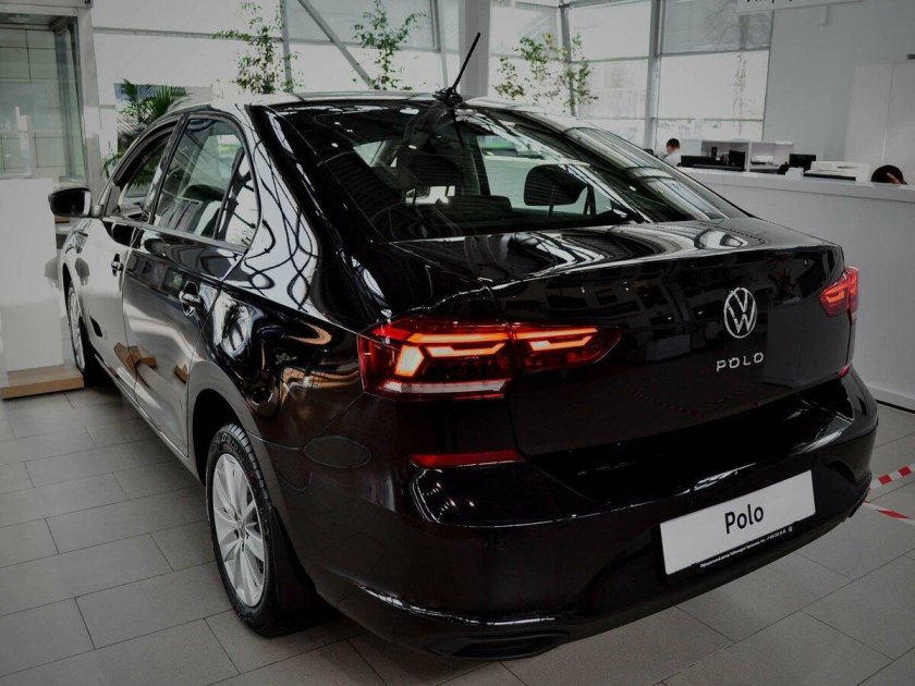 Фольксваген поло 2022 черный