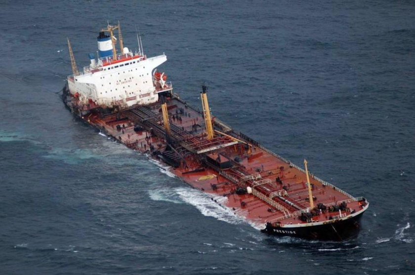 Танкер Престиж 13 ноября 2002