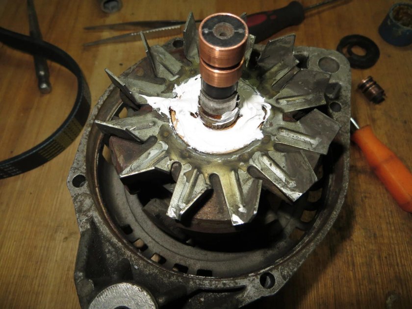 Генератор ВАЗ 2114