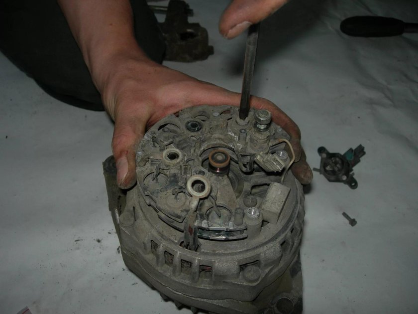 Разобрать Генератор ВАЗ 2114