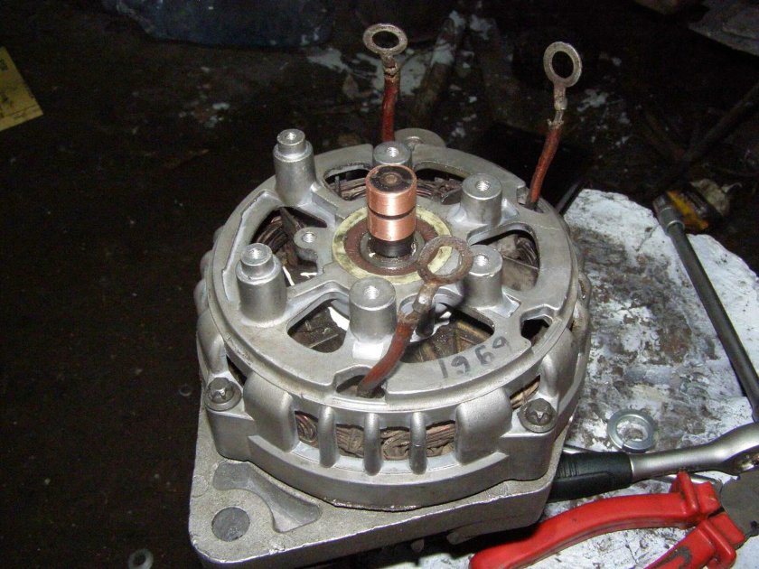 Генератор ВАЗ 2110