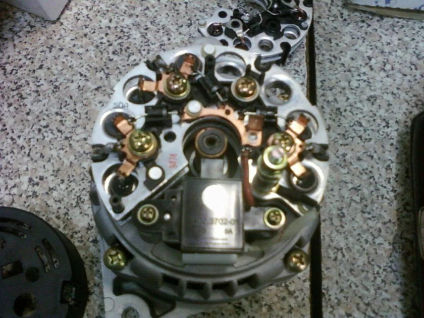 Генератор ВАЗ 2112 В разборе