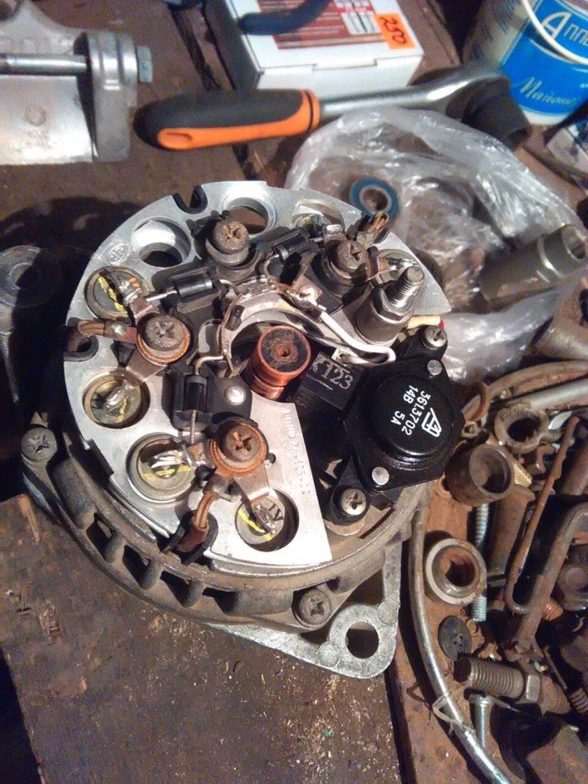 Генератор ВАЗ 2109