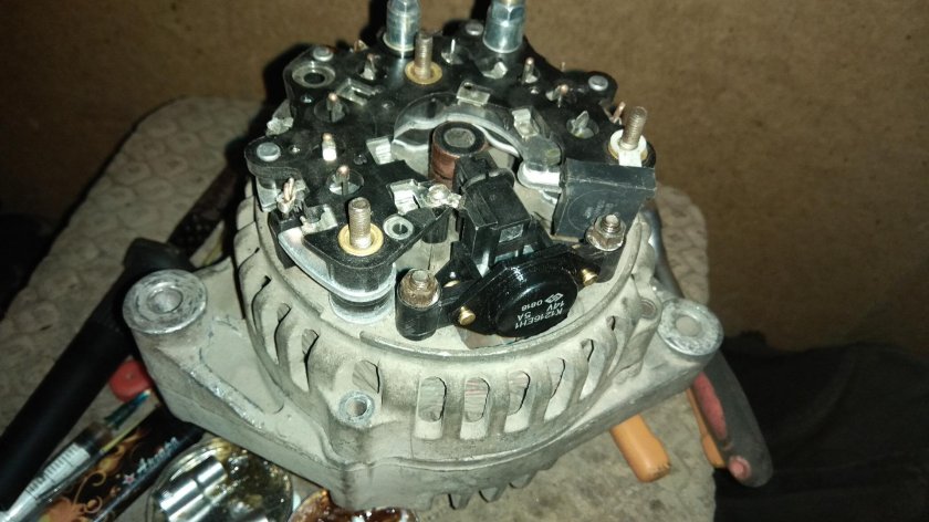 Генератор 5102.3771 14в 80а