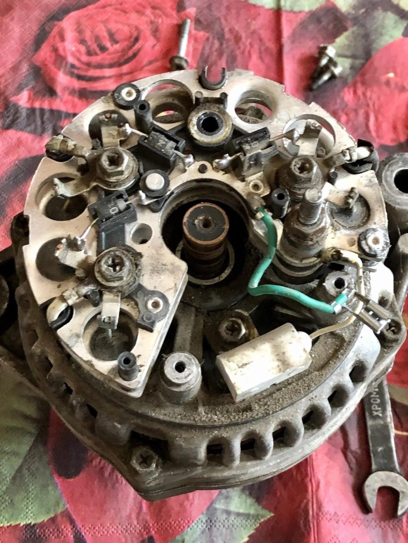 Генератор ВАЗ 2110