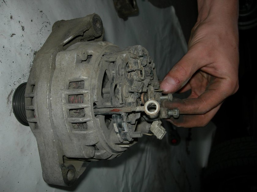 Генератор ВАЗ 21 14