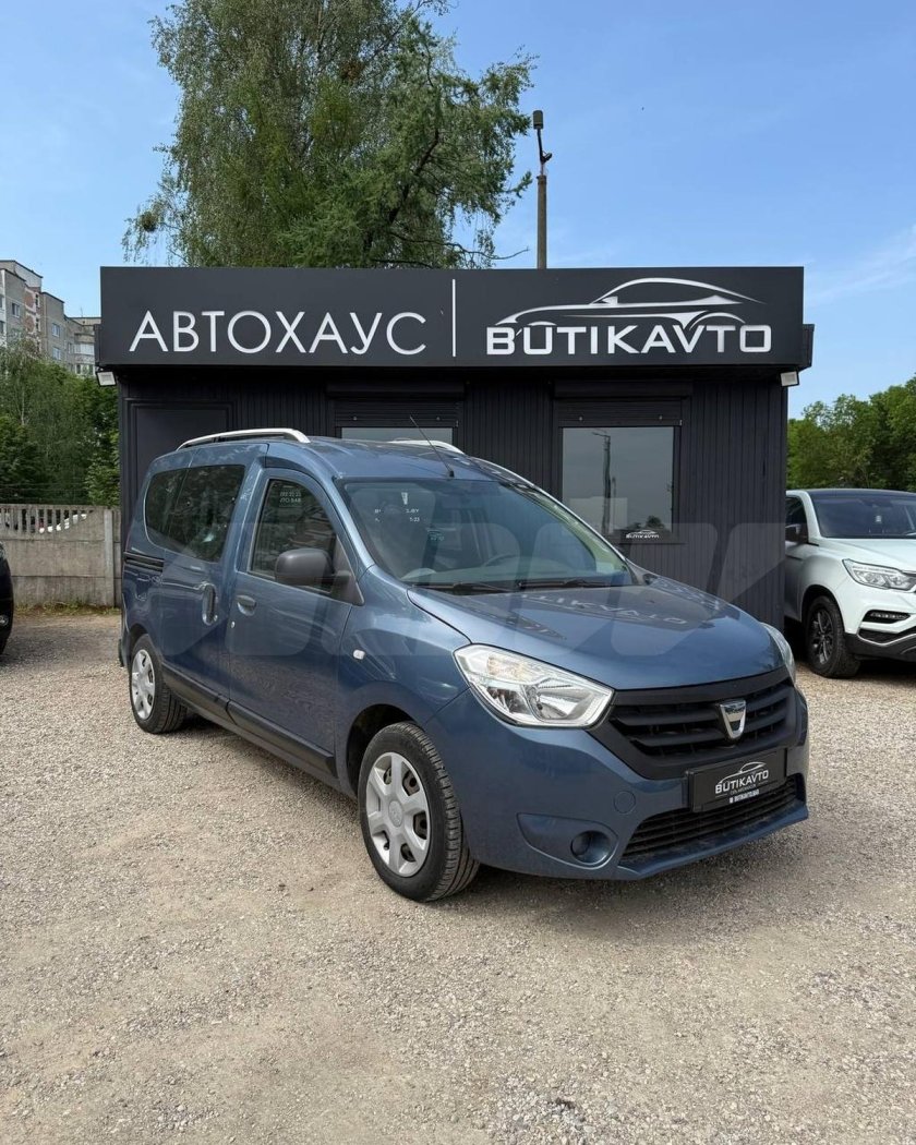 Автомобиль dacia