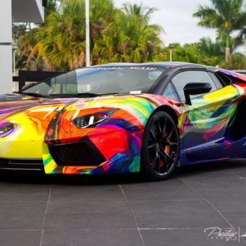 Ламборгини авентадор разноцветный