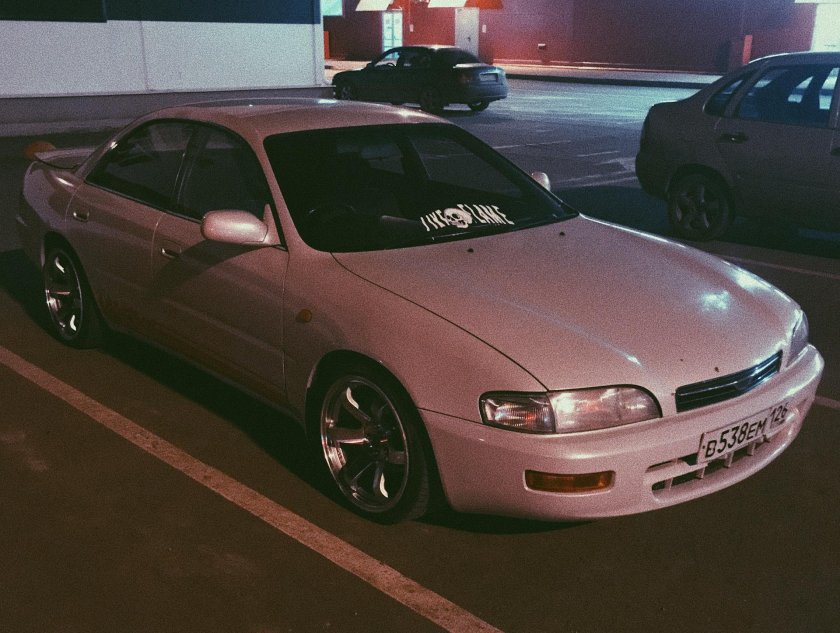 Тойота корона Эксив 1995