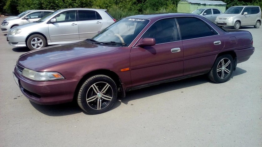 Тойота корона Эксив 1992