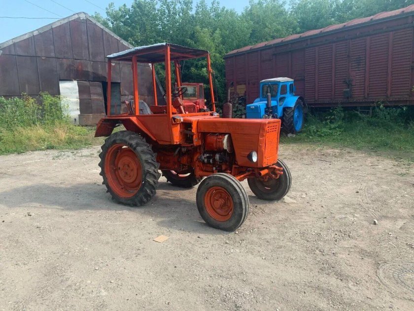 Колесный трактор т 25
