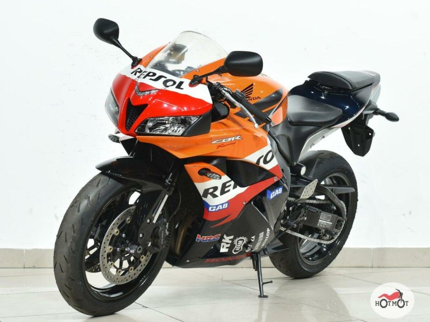 Honda cbr1000rr fireblade repsol