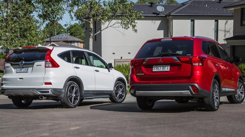 Honda CRV vs Mitsubishi Outlander