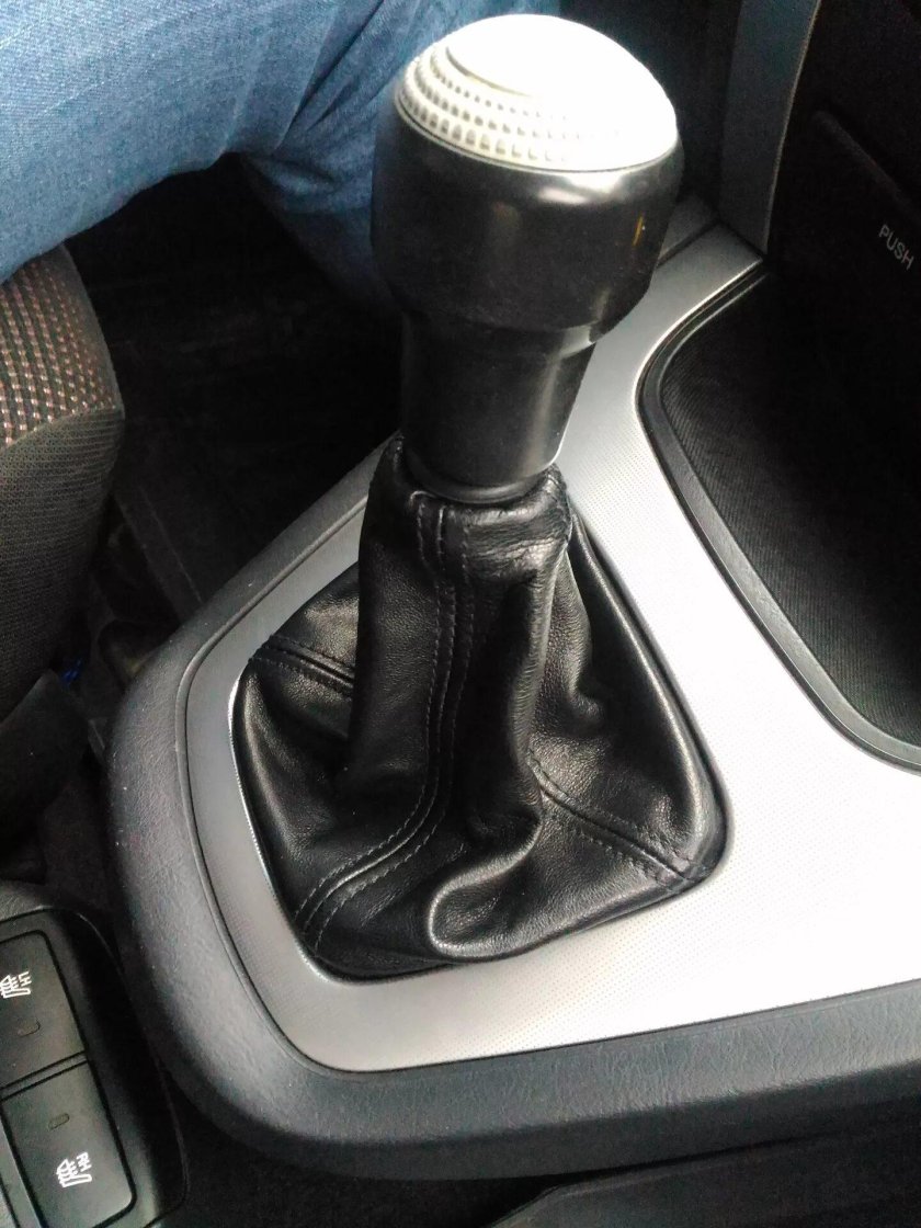 Чехол ручки КПП Хюндай Туксон 1