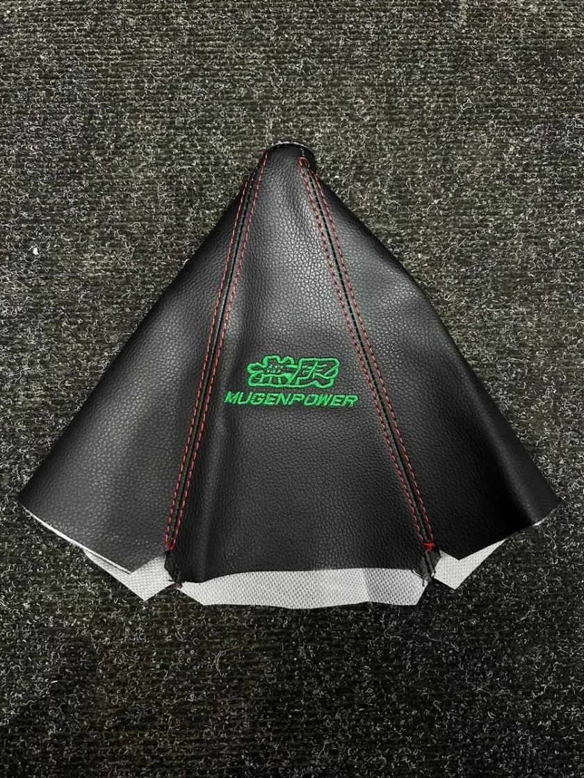 Чехол МКПП универсальный конфетти