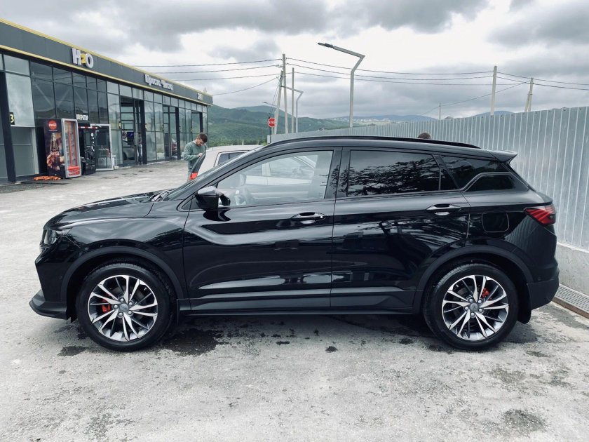 Geely Coolray 2021 черный