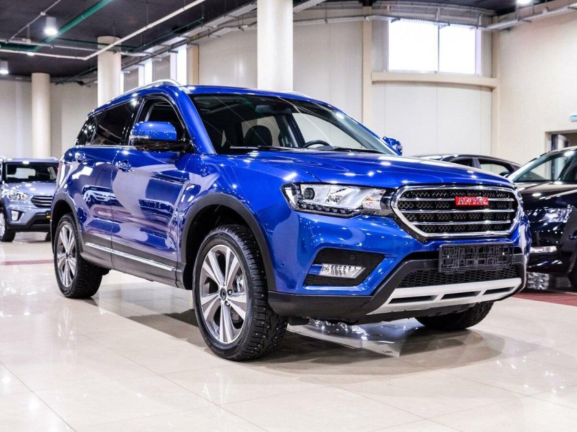 Geely Atlas синий