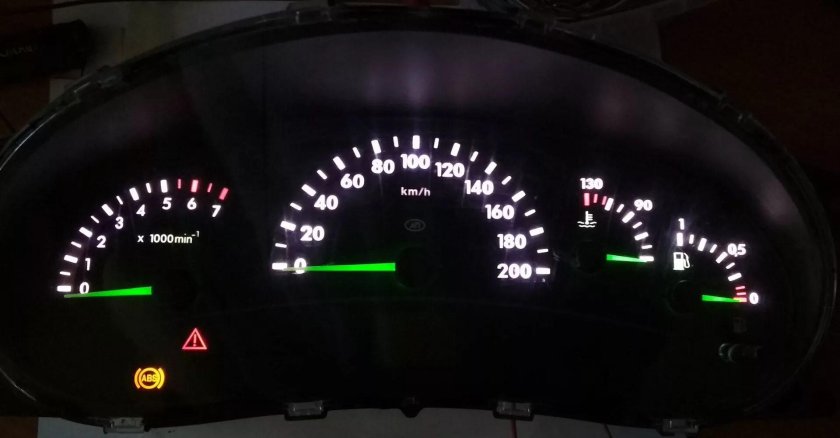 Лампочки в приборную панель Лада Калина 1