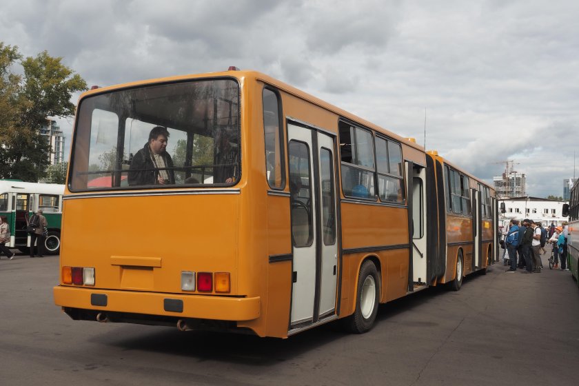 Икарус 283 13 автобусный парк