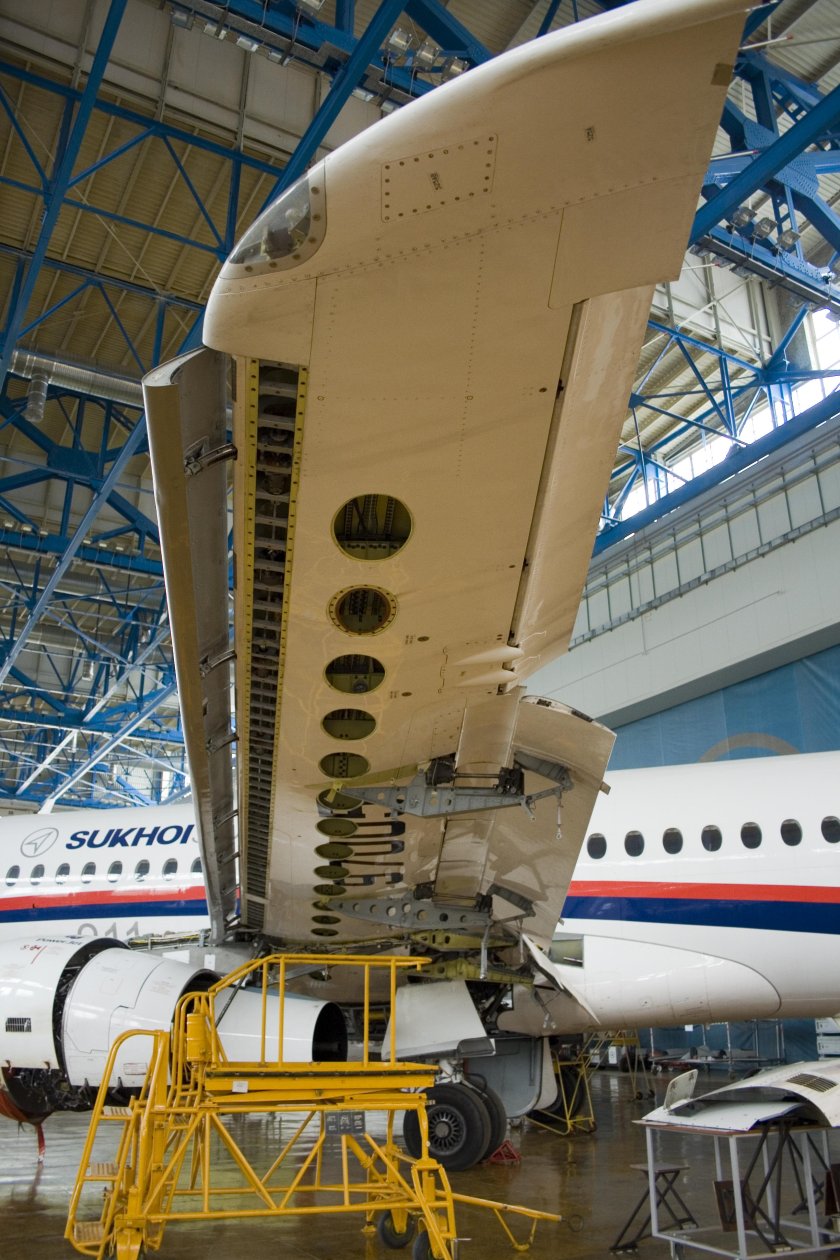 Крыло сухой суперджкт100