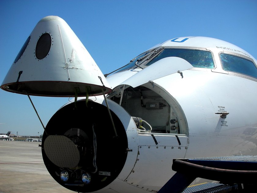 Радом антенный обтекатель