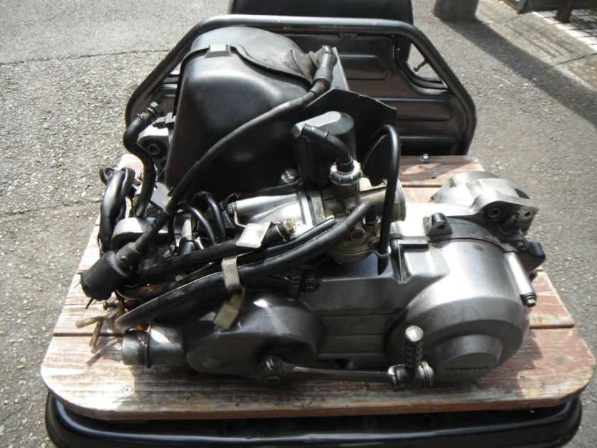 Двигатель lead 90