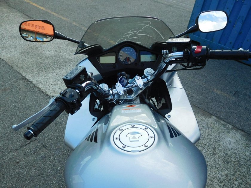 Honda VFR 800 руль