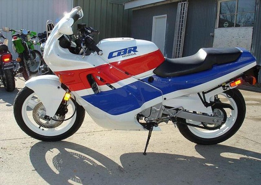 Honda CBR 1990