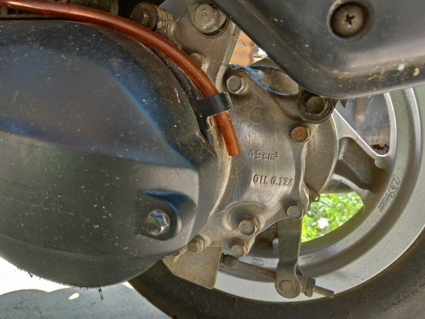 Двигатель Honda lead 50