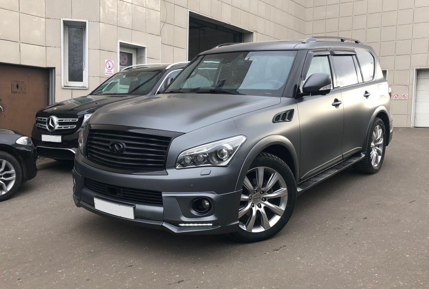 Инфинити qx56 серый