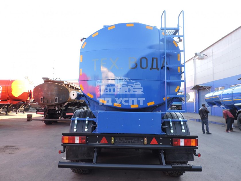 Полуприцеп пищевая цистерна Merceron m 343