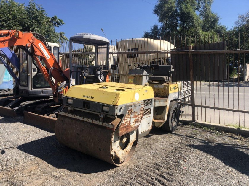 Каток дорожный komatsu jv40cw3