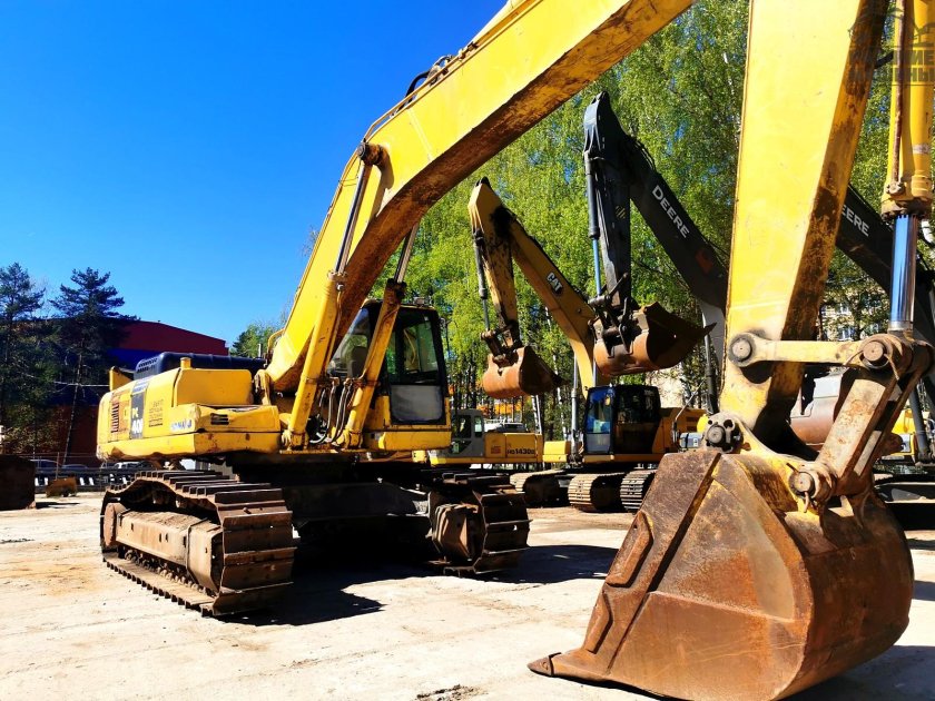 Экскаватор komatsu pc 300