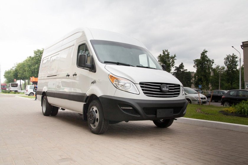 Фургон МАЗ-365022