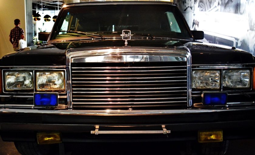 ЗИЛ 41052 бронекапсула