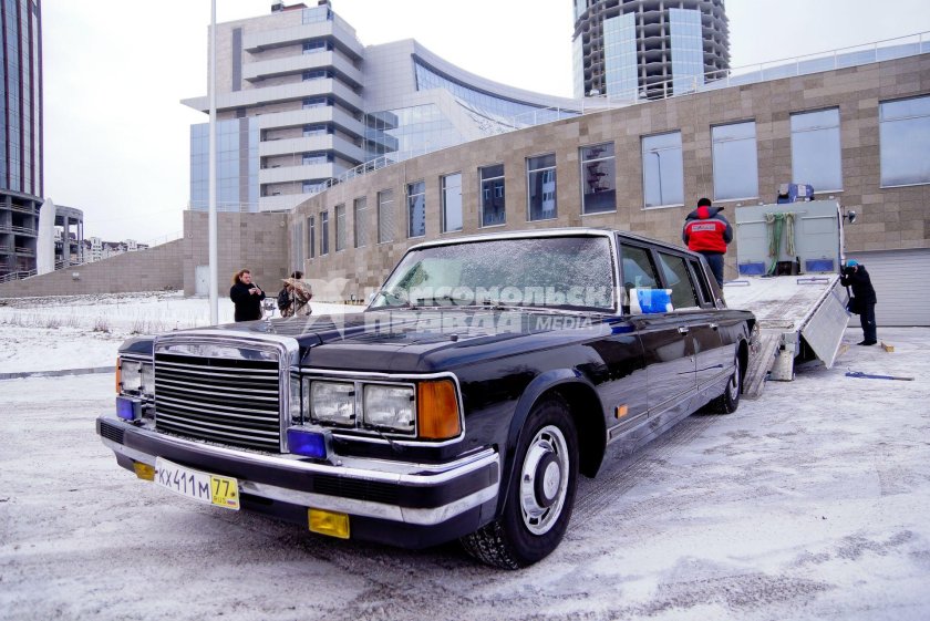 ЗИЛ-4105 бронекапсула