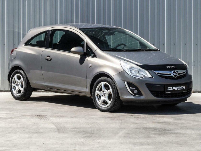 Opel corsa 2012