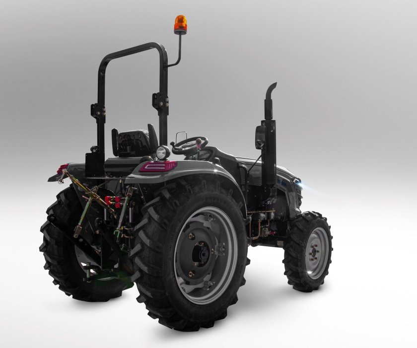 Трактор Скаут