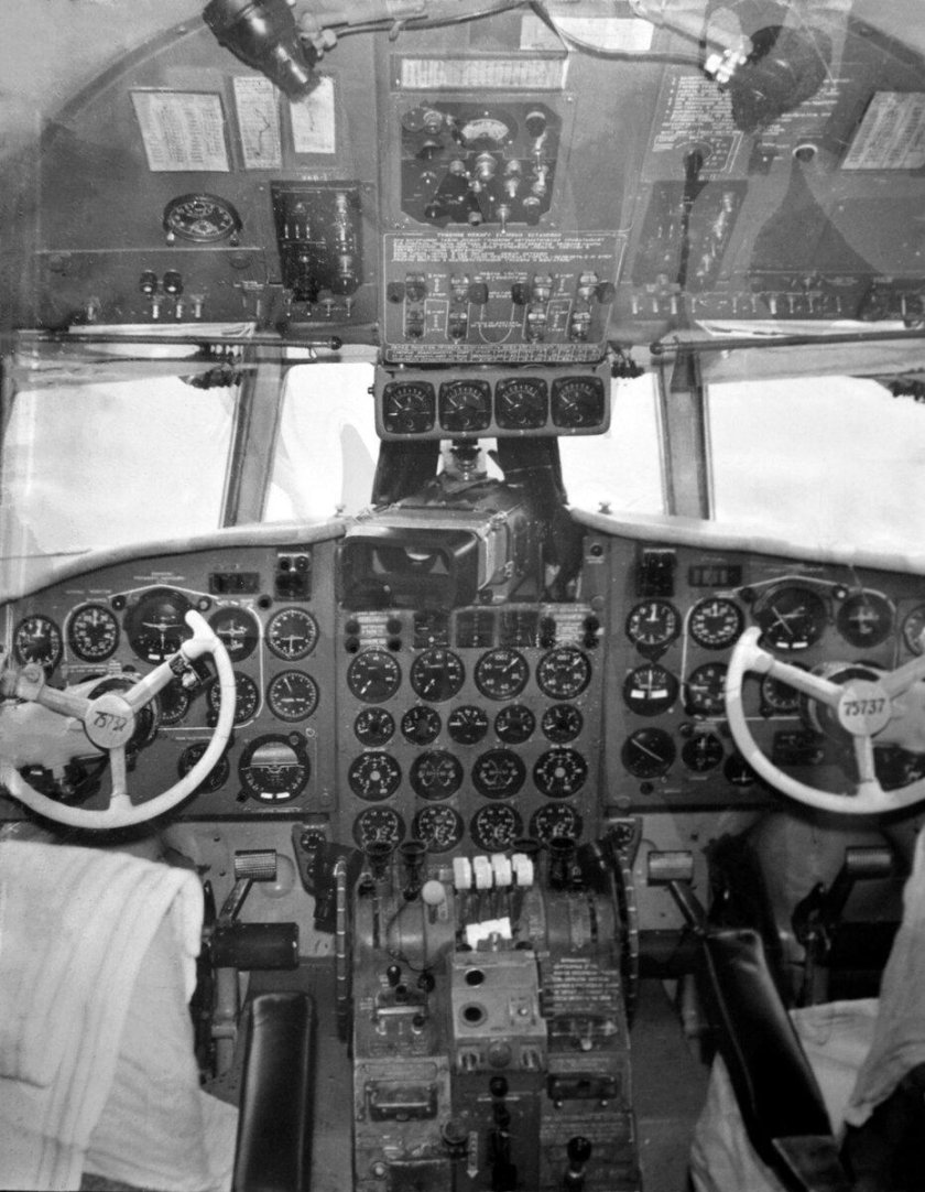 Ил-18 кабина салон