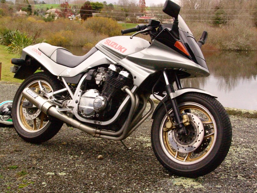 Suzuki katana 1100
