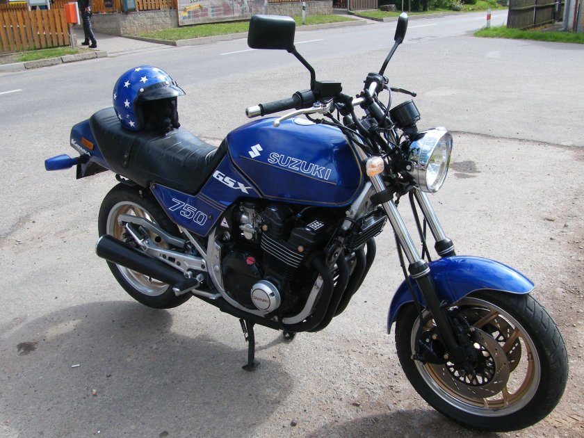 Suzuki Katana 750 1986